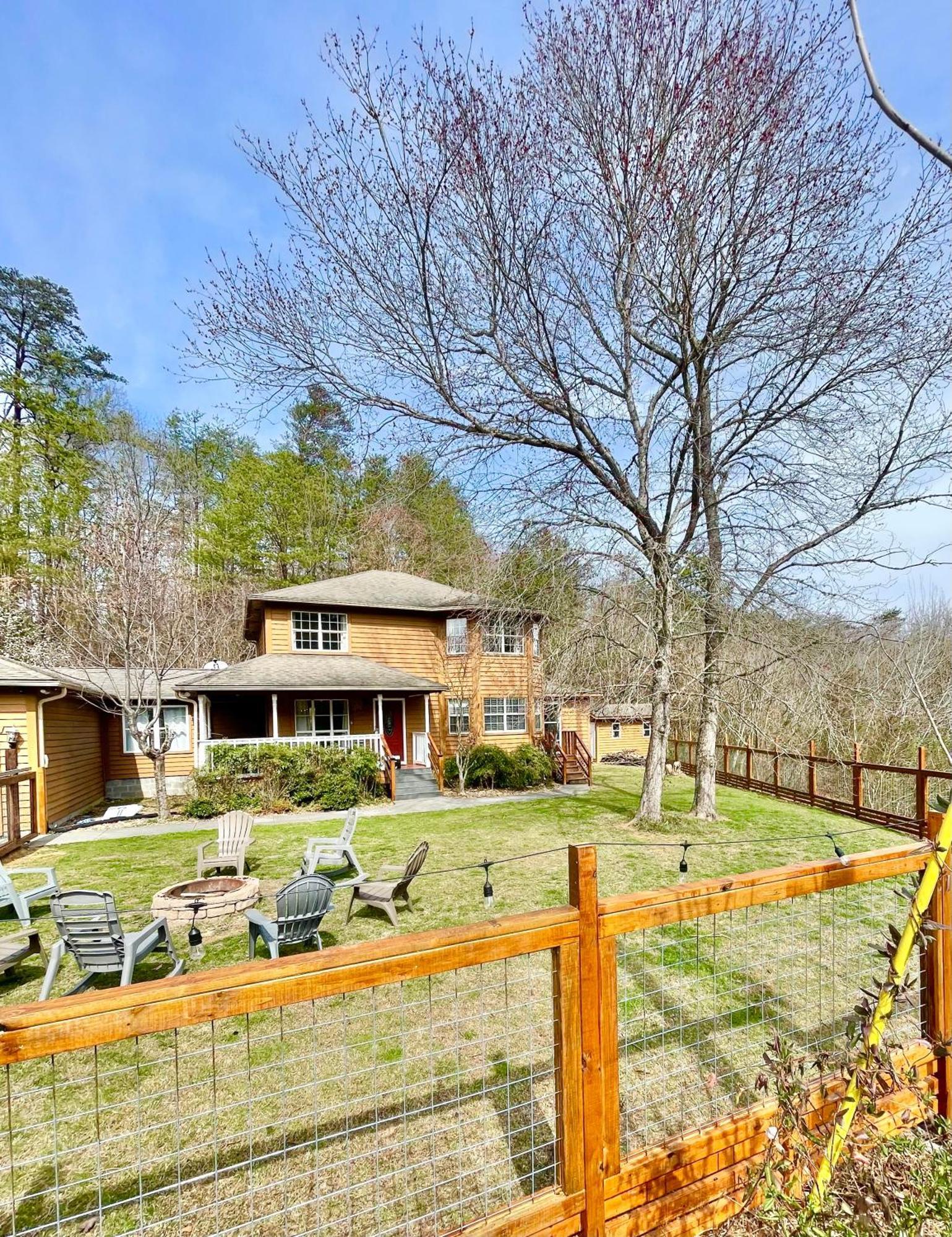 5Bedrooms*4King Beds*Outstanding Location*Hottub* Sevierville Exterior foto