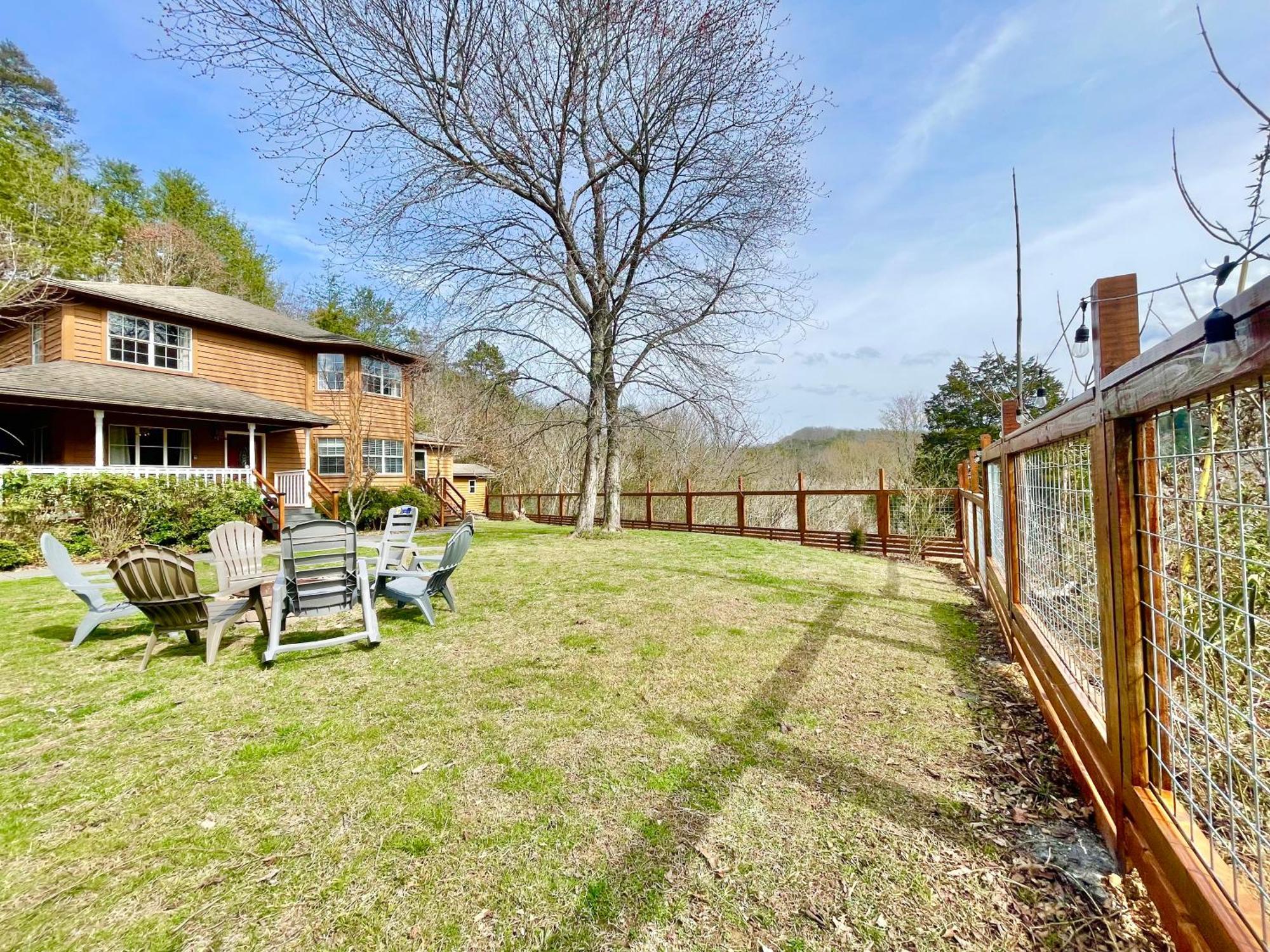 5Bedrooms*4King Beds*Outstanding Location*Hottub* Sevierville Exterior foto