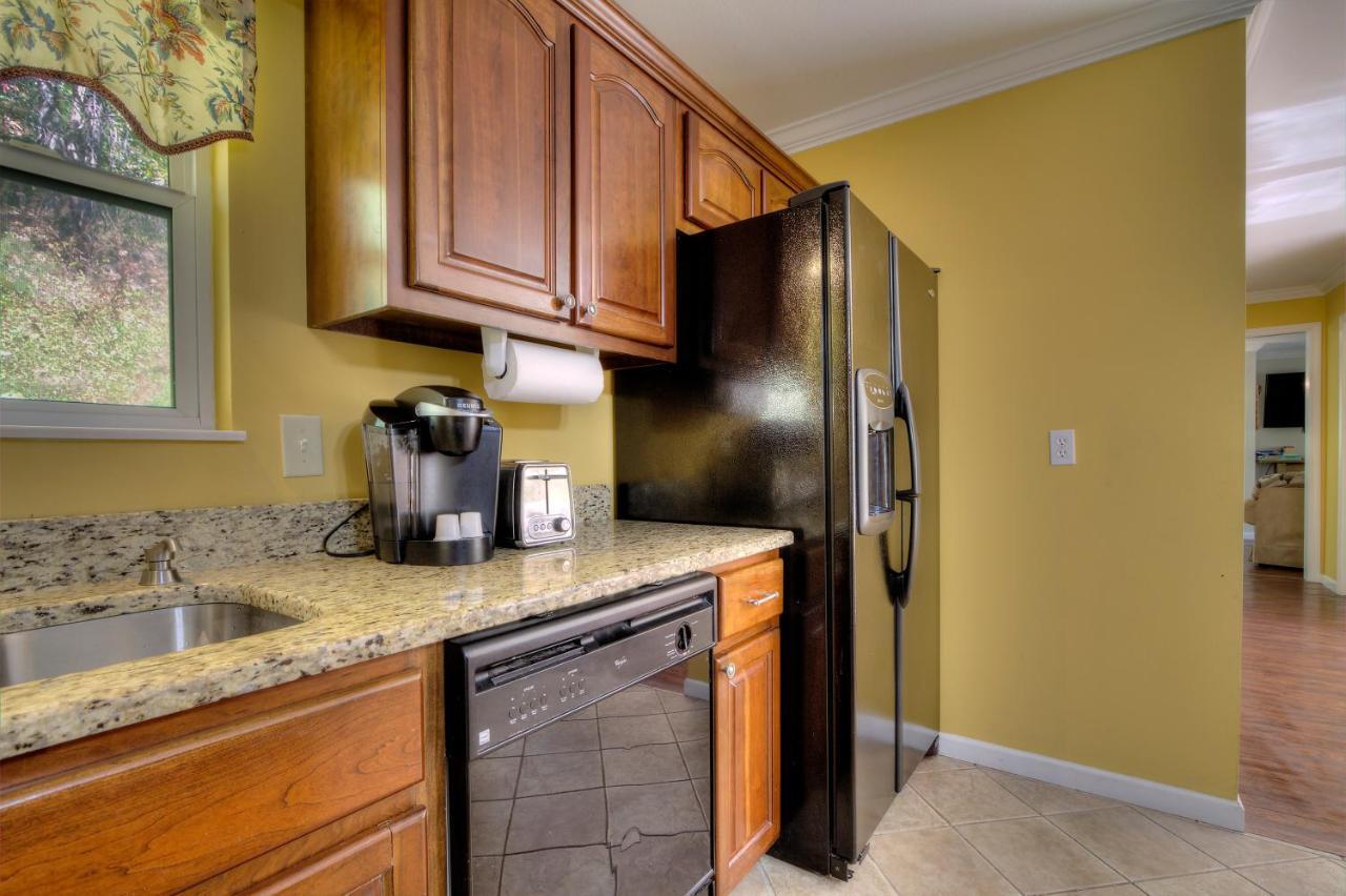 5Bedrooms*4King Beds*Outstanding Location*Hottub* Sevierville Exterior foto