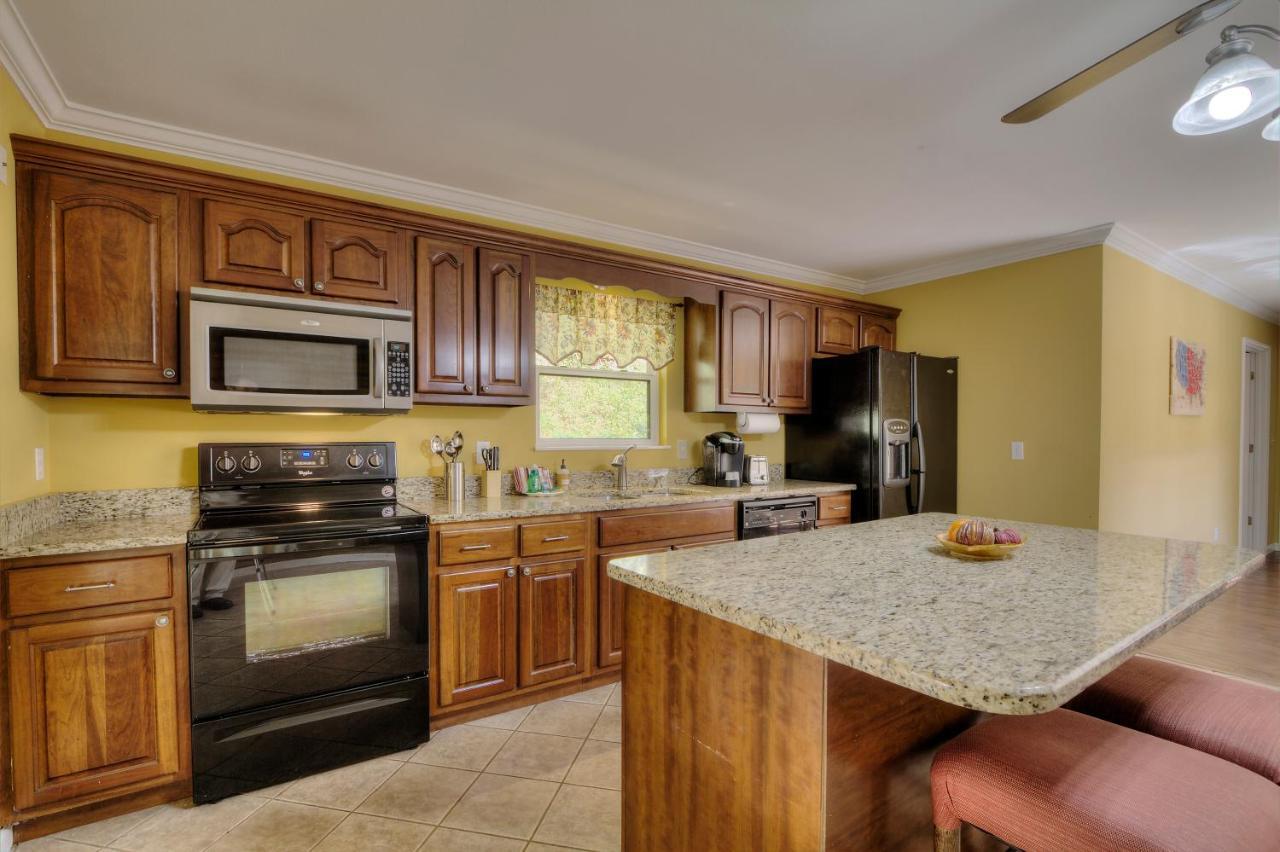 5Bedrooms*4King Beds*Outstanding Location*Hottub* Sevierville Exterior foto