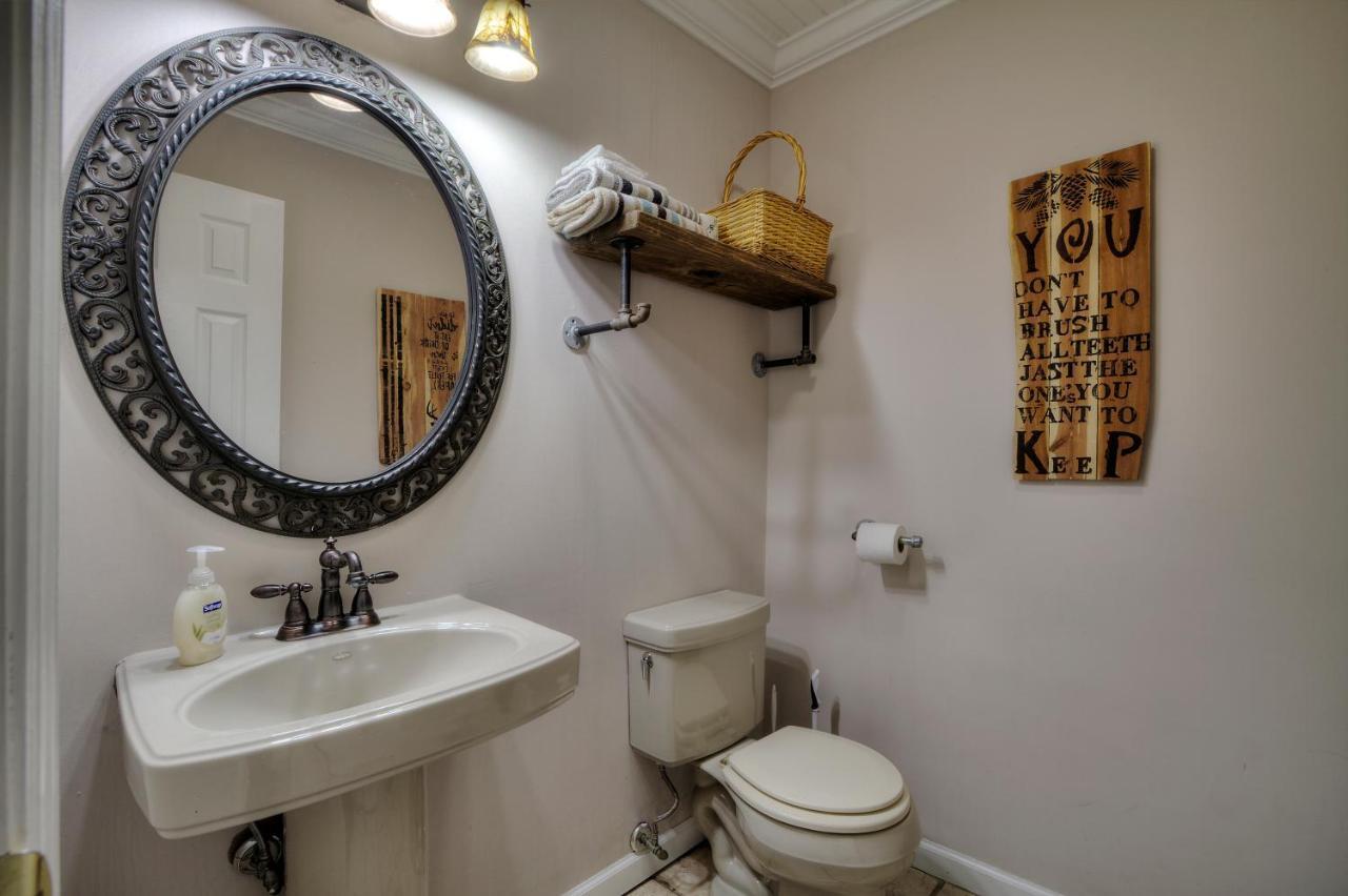 5Bedrooms*4King Beds*Outstanding Location*Hottub* Sevierville Exterior foto