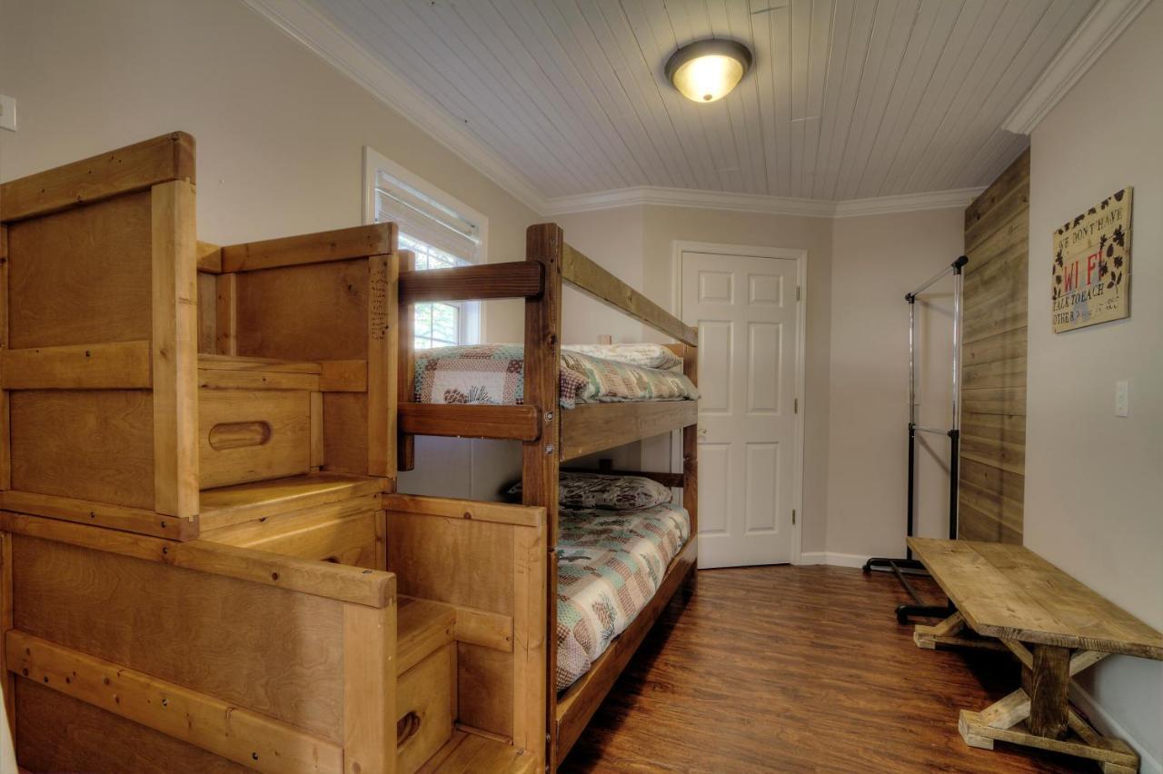 5Bedrooms*4King Beds*Outstanding Location*Hottub* Sevierville Exterior foto