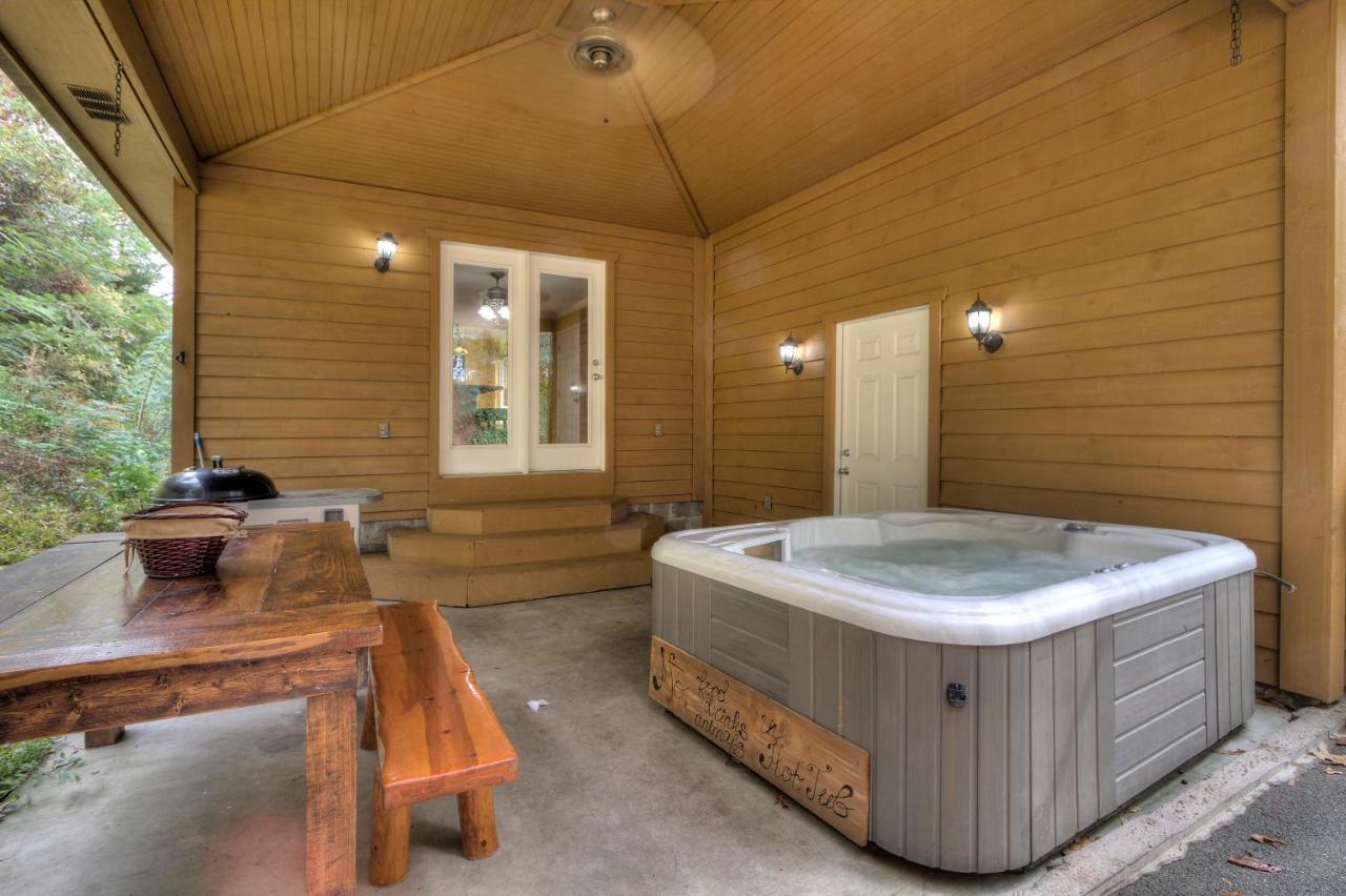 5Bedrooms*4King Beds*Outstanding Location*Hottub* Sevierville Exterior foto